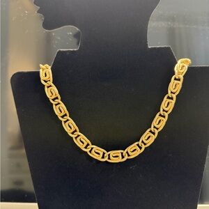 Sarah Coventry Vintage Textured Snail Chain NecklaceJewelry